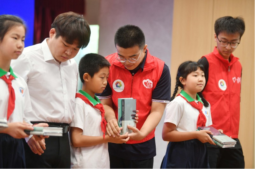 20230905-精品无码久久久久久久久_国产精品一区二区三区四区五区_欧美亚洲国产激情一区二区_午夜精品久久久久久久久久久久_亚洲欧洲中文日韩久久AV乱码_91精品欧美一区二区三区_久久精品一区二区免费播放_日韩高清大片永久免费入口_久久国产欧美日韩精品免费_欧美一区二区三区久久综合_国产精品天天狠天天看“‘京’彩文化 青春绽放”行动暑期活动纪实-供图-“书香未来”志愿行启动仪式现场.png